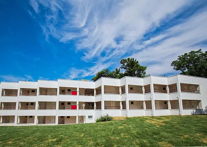 מלון Capre Mare 3*